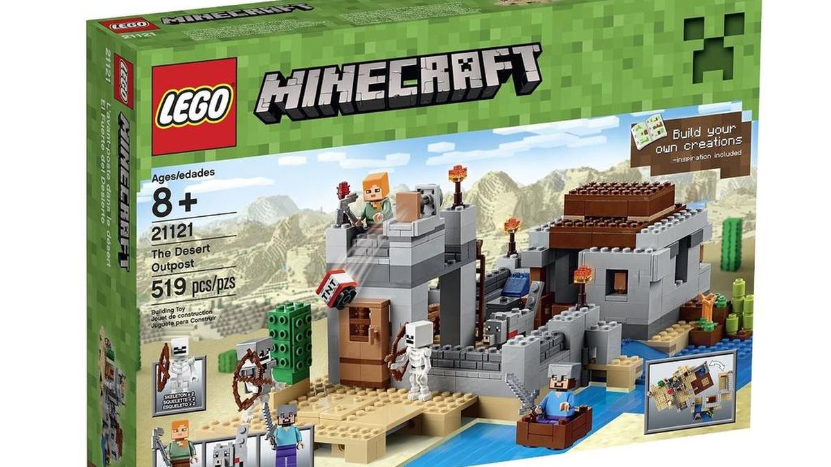 LEGO Minecraft set