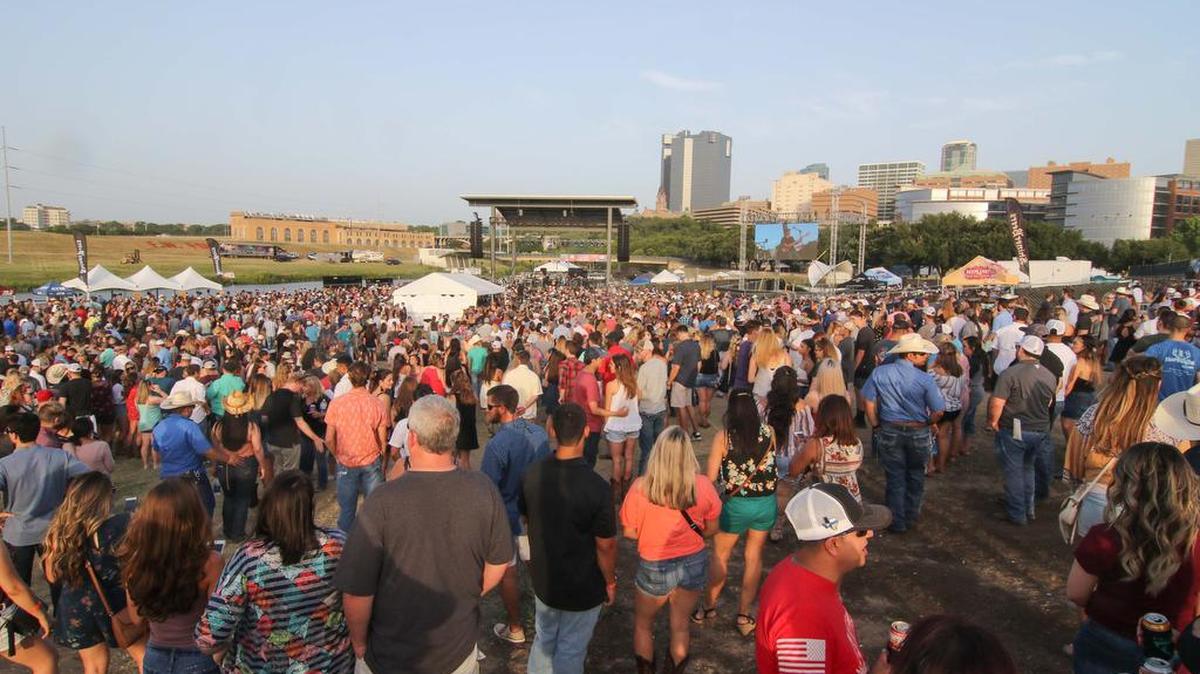 Cody Johnson performs at Panther Island Pavilion in 2018.