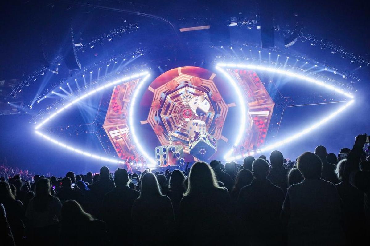 Katy Perry at the American Airline Center, Jan 14, 2017.