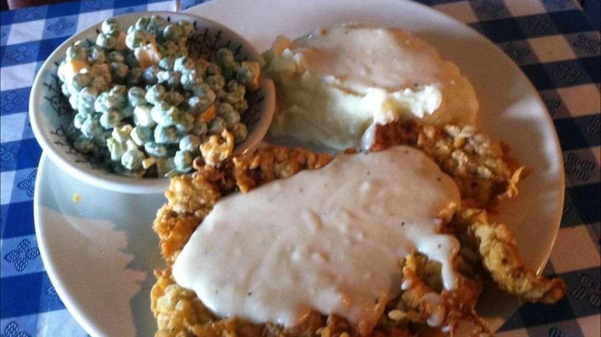 Billy’s Oak Acres BBQ serves one of the best local chicken-fried steak dinners.