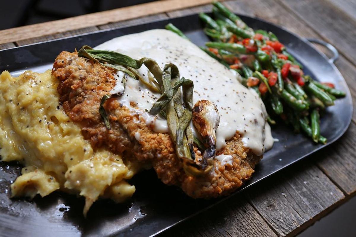 Horseshoe Hill Cafe offered chicken-fried steak the “cowboy way.”