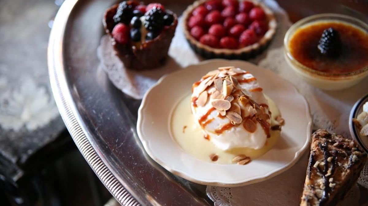 Paris 7th serves many of the same desserts shown here at its old location, Saint-Emilion.