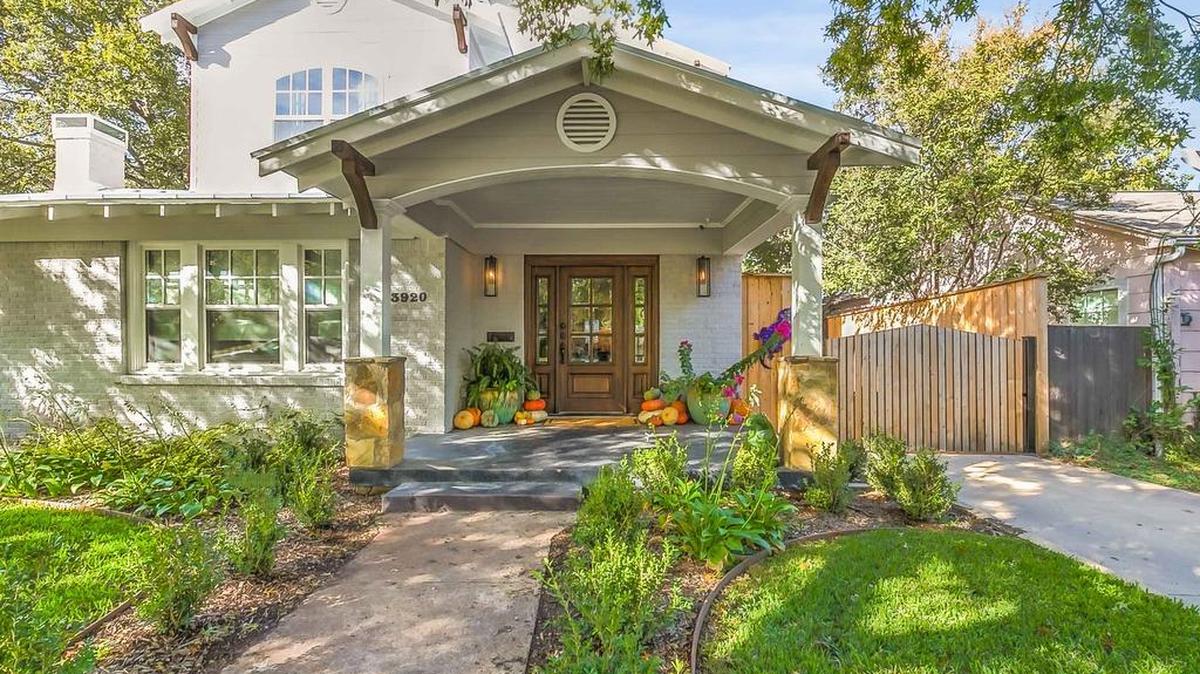 The home at 3920 Bunting Avenue is priced $750,000.