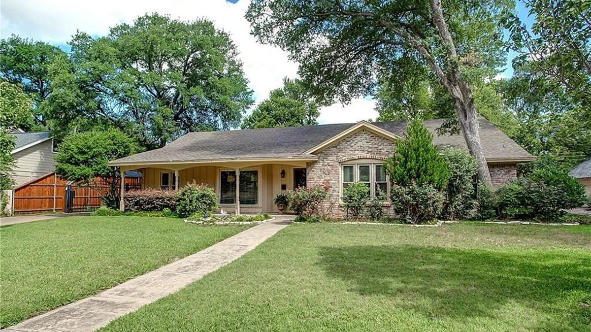 The home at 4208 Glenwood Drive is priced $525,000.