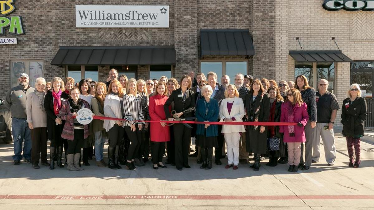 Williams Trew hosted the East Parker County Chamber of Commerce ribbon cutting on January 17 at its new Parker County office, located at 405 F.M. 1187 South, Aledo, Texas.