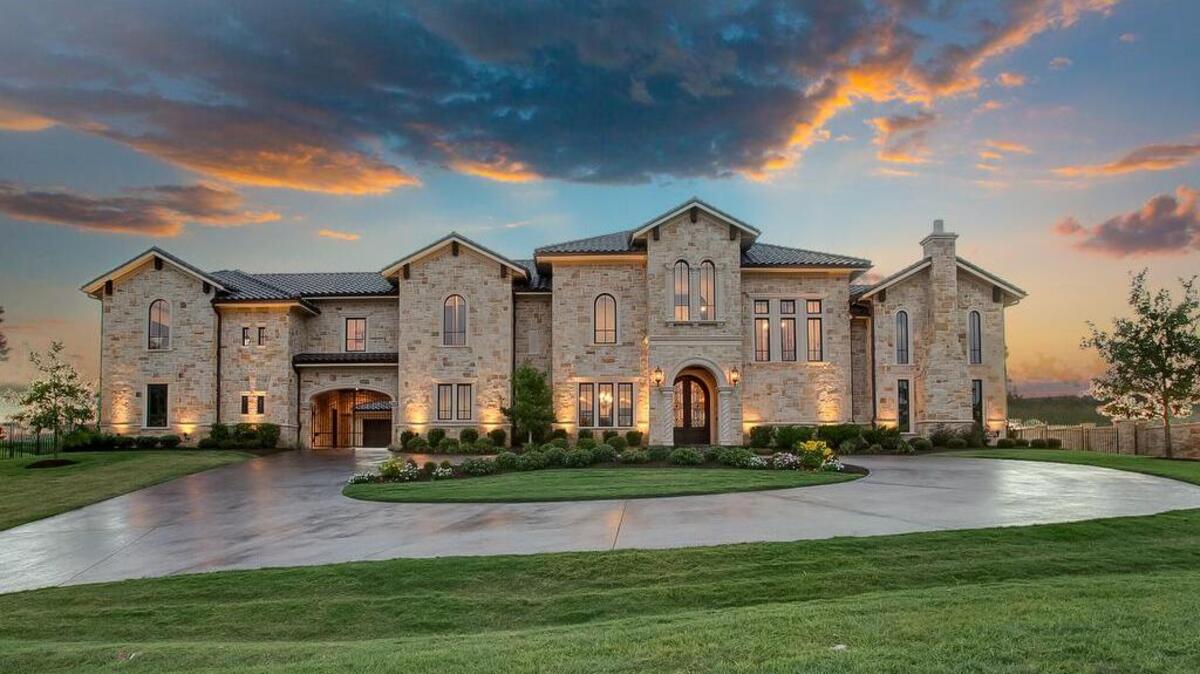 The home at 4654 Benevente Court is situated on over an acre.