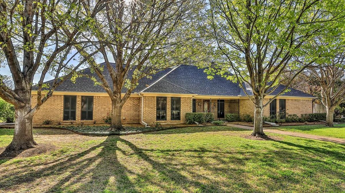 The home at 4917 River View Drive is on an expansive corner lot with a flexible floor plan.