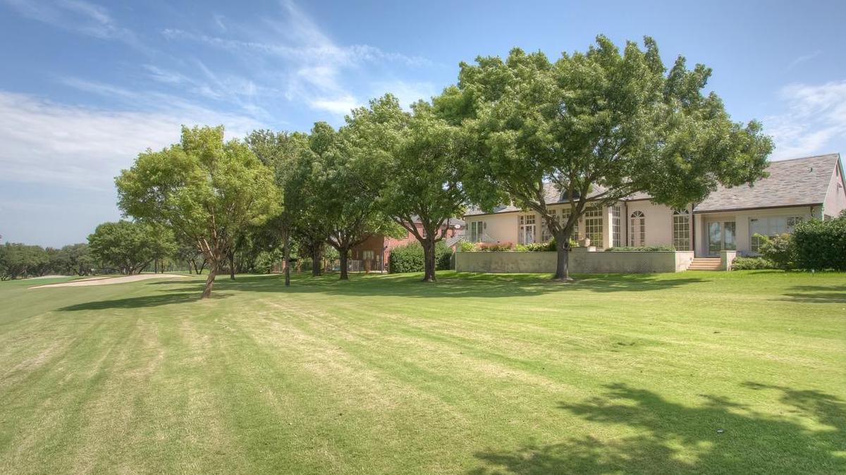 The home at 1200 Shady Oaks Lane is open Sunday, September 30 from 1 to 3 p.m.