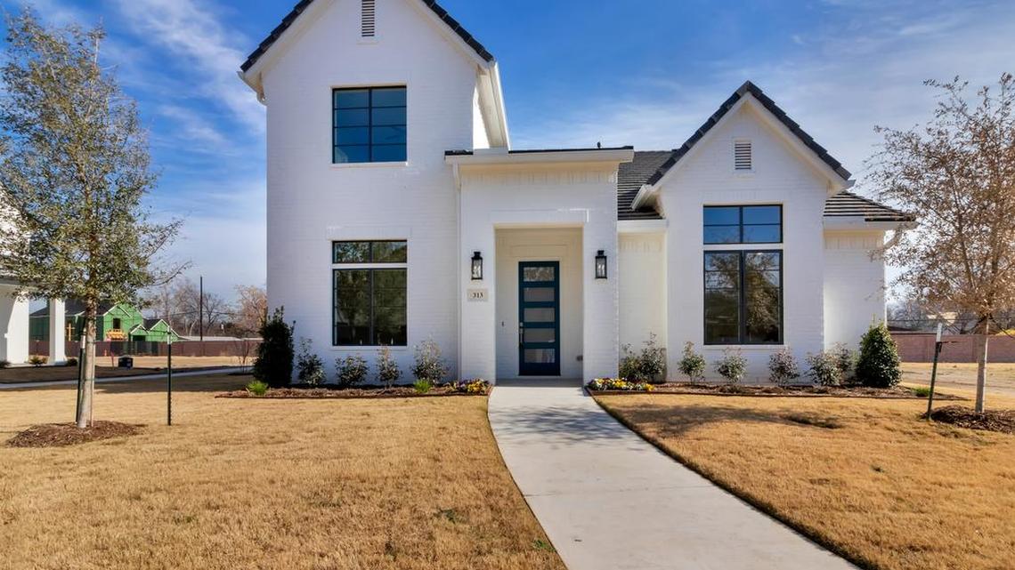 Village Homes’ Magnolia West showroom at 313 Magnolia Lane is open every Saturday and Sunday from Noon to 5 p.m.