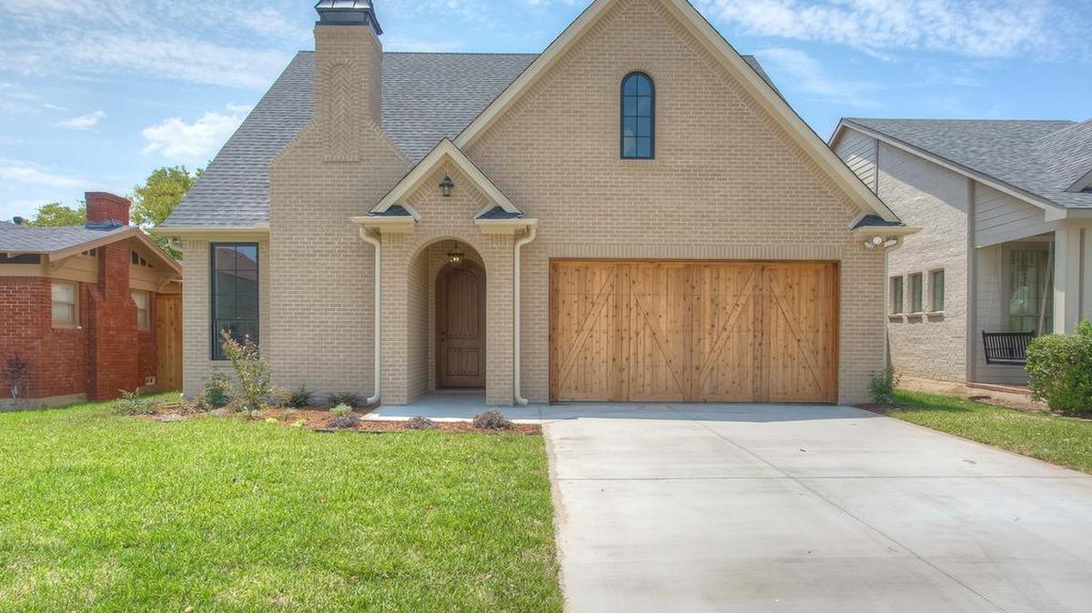 The home at 3727 Modlin Avenue is open Sunday, August 19 from 1 to 3 p.m.