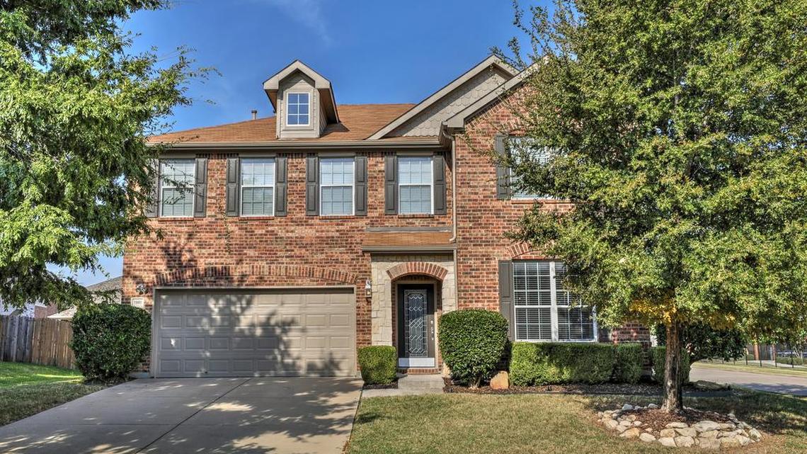 The home at 1000 Long Pointe Avenue is open Sunday, October 1 from 2 to 4 p.m.