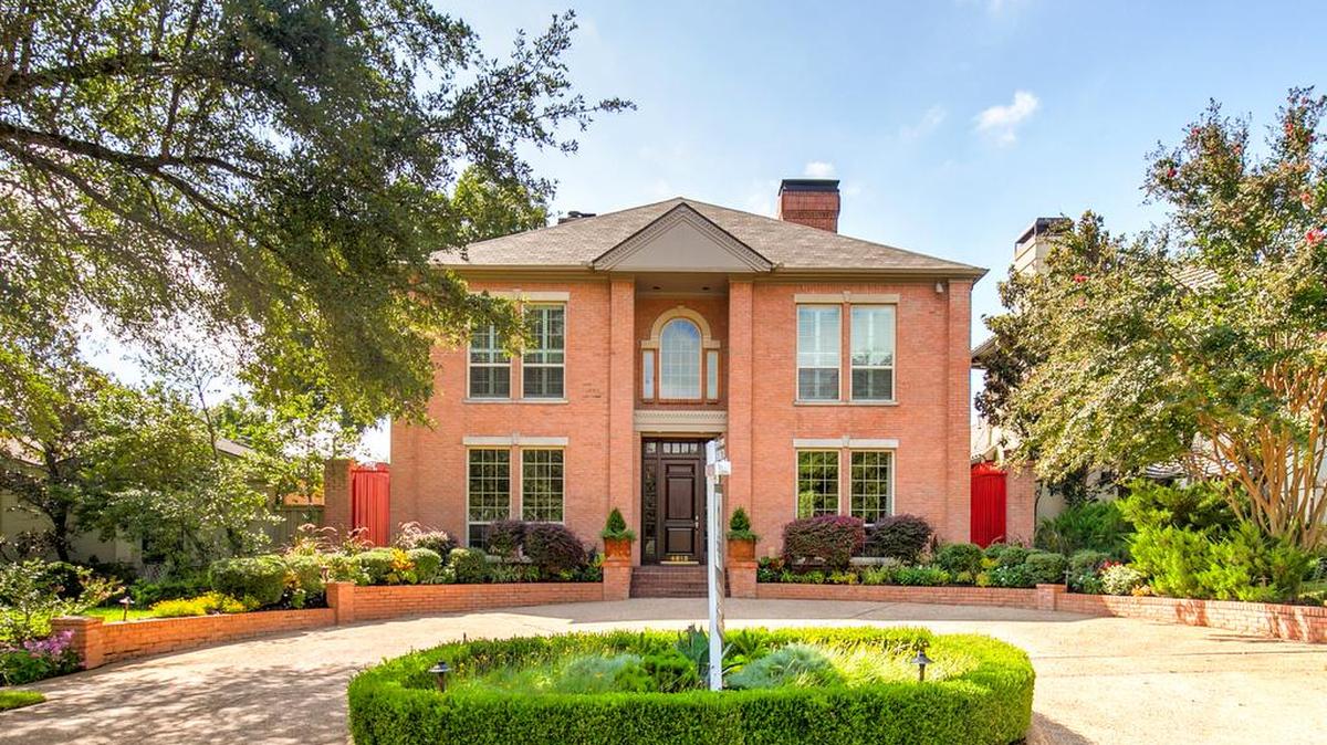 The home at 4813 Harley Avenue is priced $1,200,000.