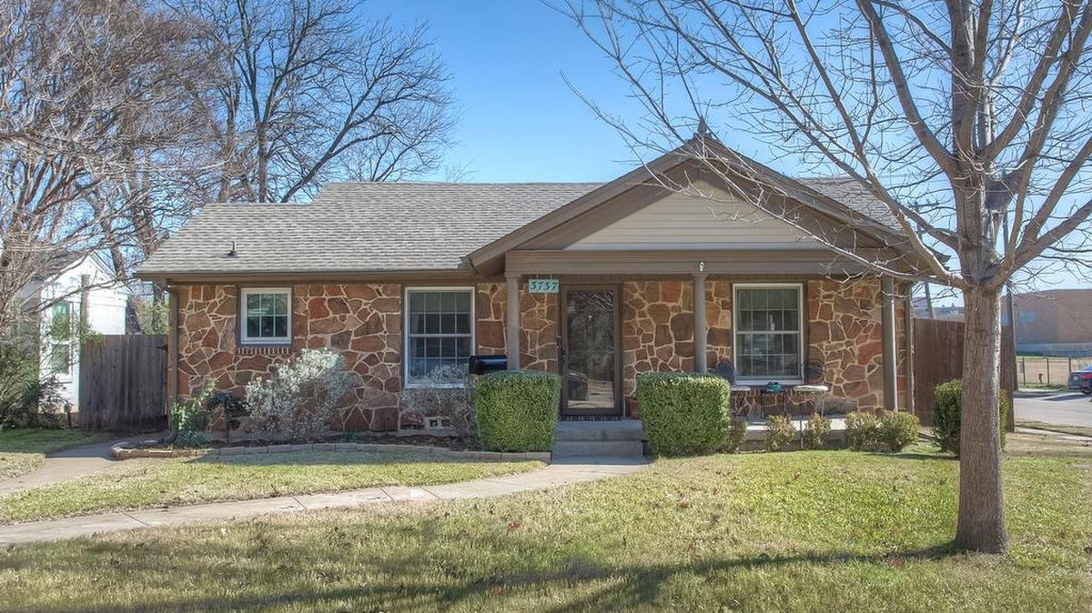 The home at 3737 Carolyn Road is open Sunday, February 3 from 1 to 3 p.m.