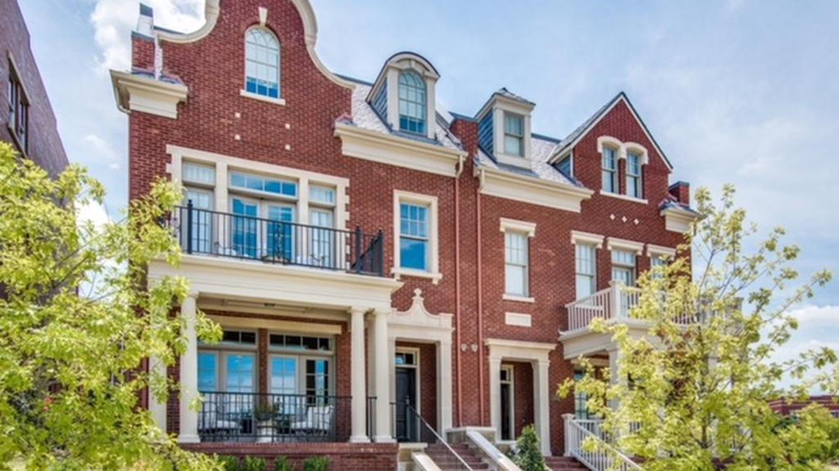 The town house at 1505 Meeting Street in Southlake is represented by Kim Bedwell of Briggs Freeman Sotheby’s International Realty for $1,595,000.
