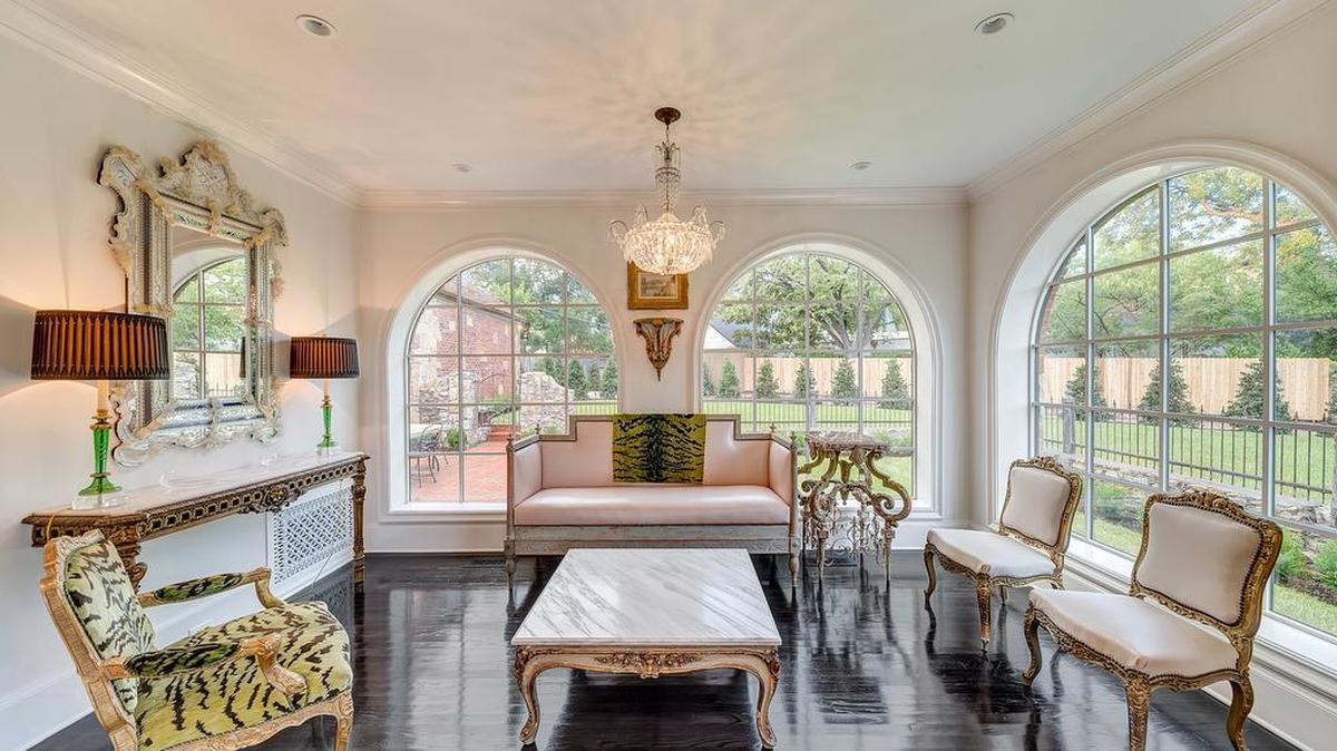 The home at 700 Westover Court in Fort Worth is just one of the nearly 600 properties available from Briggs Freeman Sotheby’s International Realty and is represented by Amy Hooper Trott for $2,900,000.