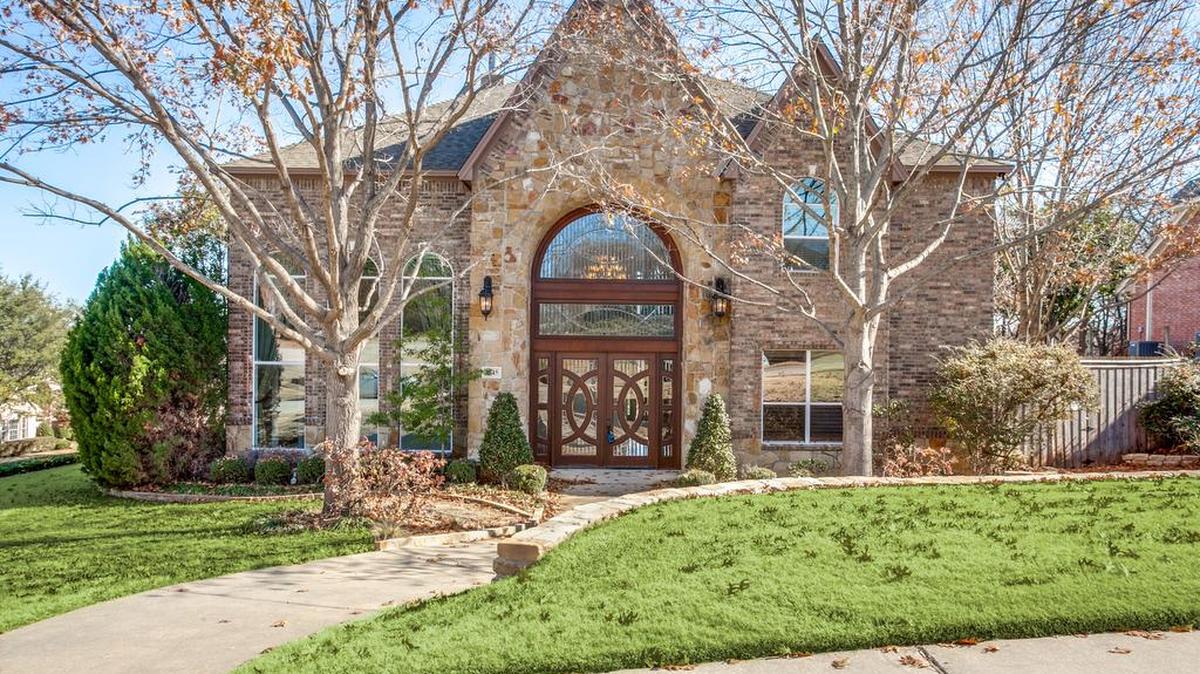 The home at 3045 Monument Butte is priced $684,900.