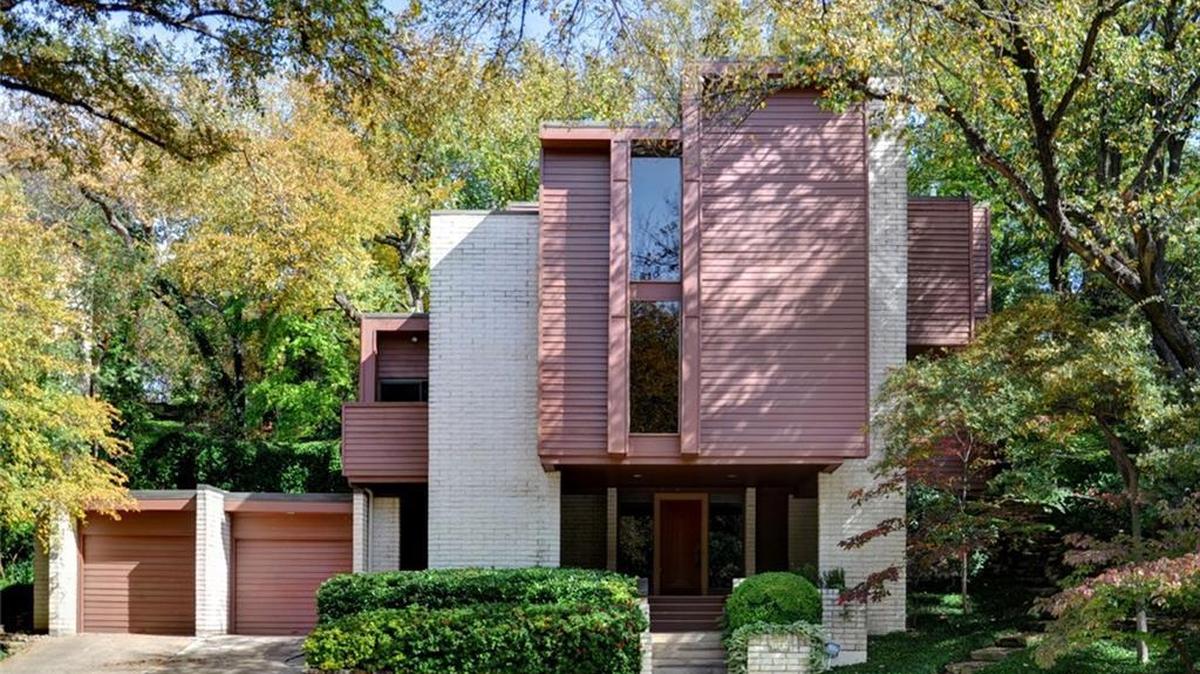 The home at 3509 Bellaire Park Court is open Sunday, February 10 from 2 to 4 p.m.