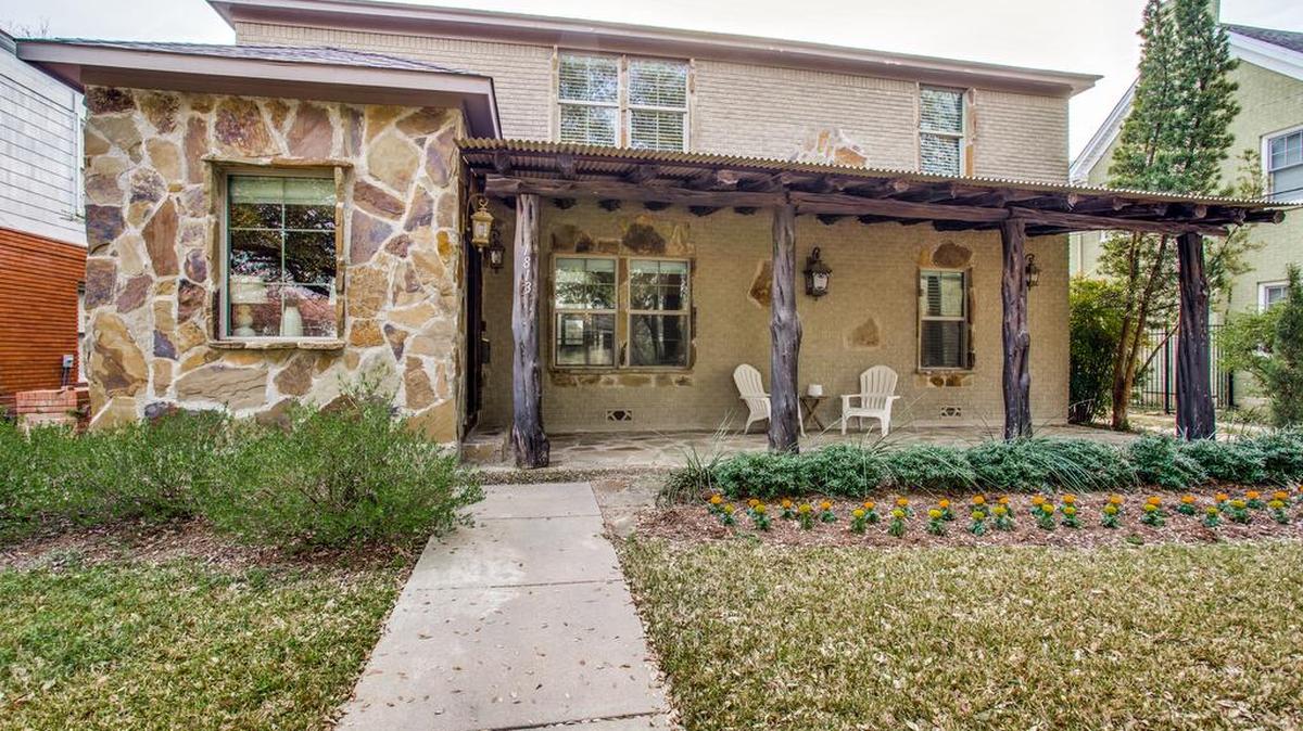 The home at 1813 Rockridge Terrace is priced $662,500.