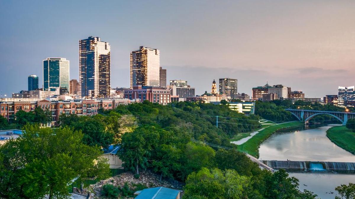 The condominium at 501 Samuels Avenue, Unit 510 is priced $975,000.