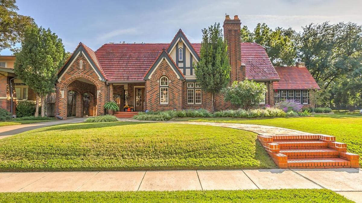 The home at 2141 Pembroke Drive is priced $995,000.