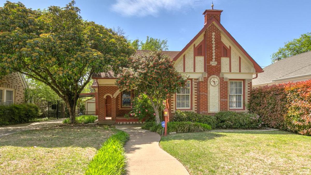 The home at 3248 Rogers Avenue in Fort Worth is represented by Adrianne Huff Holland of Briggs Freeman Sotheby’s International Realty and is priced $354,000.