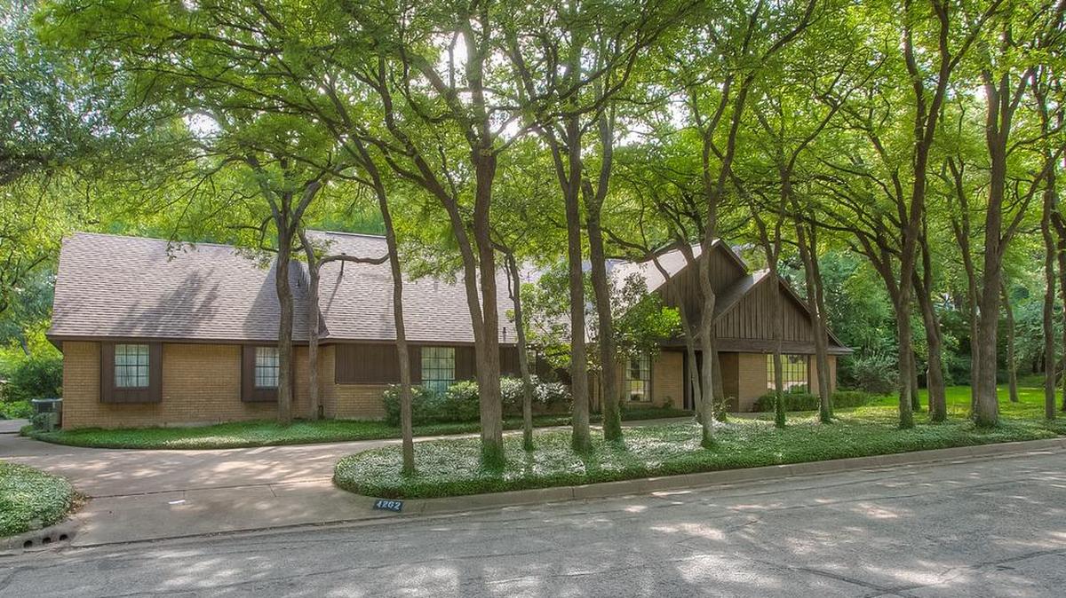 The home at 4262 Altura Road is priced $665,000.