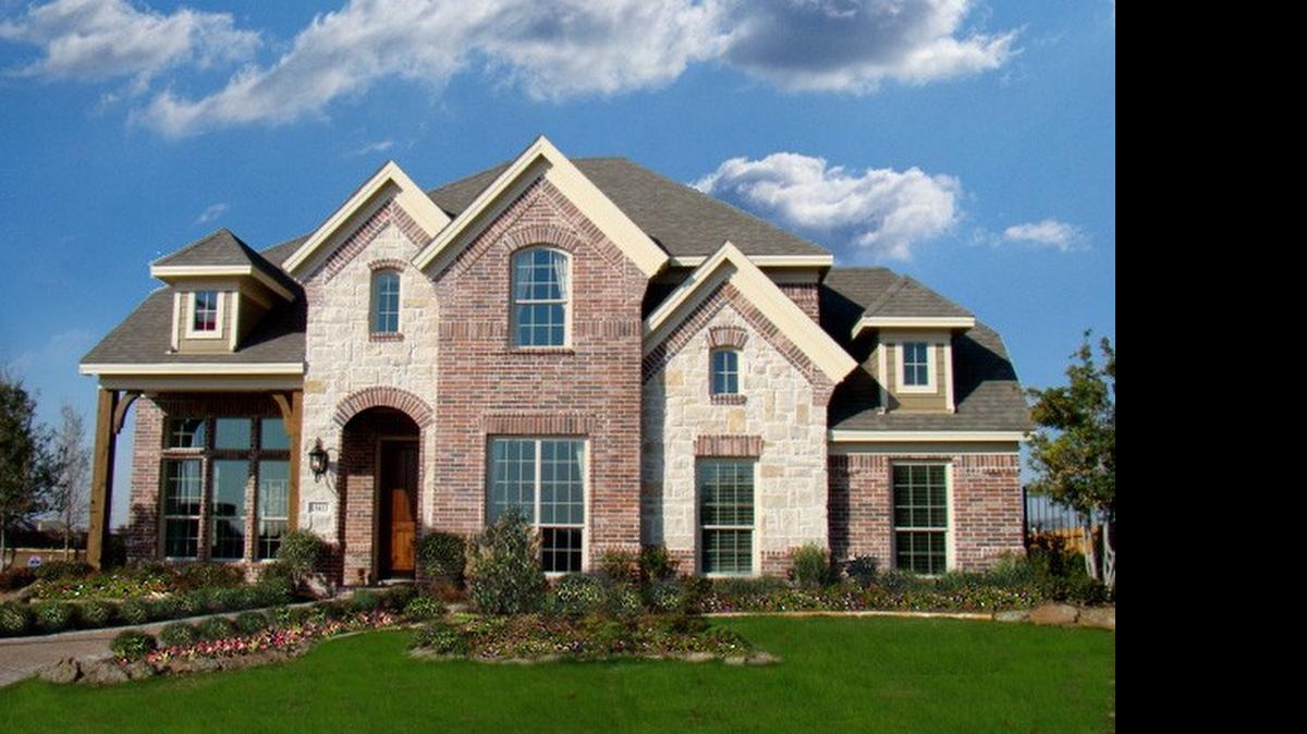 
Grand Homes designs at Chadwick Farms and nearby Seventeen Lakes.
