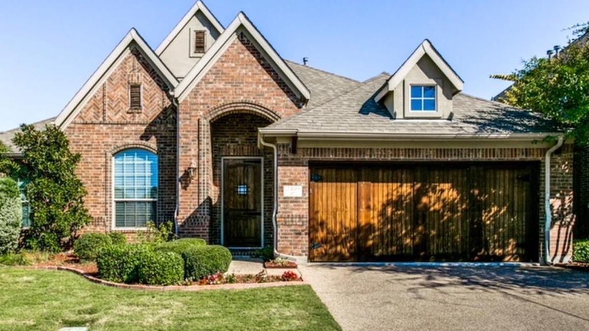 The home at 2409 Laguna Lane is priced $394,000.
