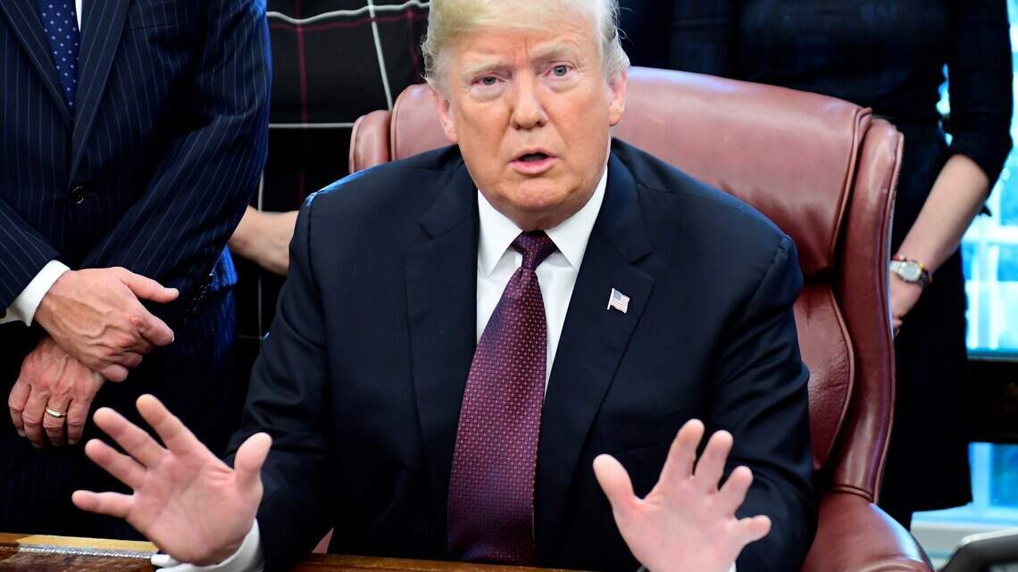 Advierte Trump que abandonará ruedas de prensa si le faltan al respeto