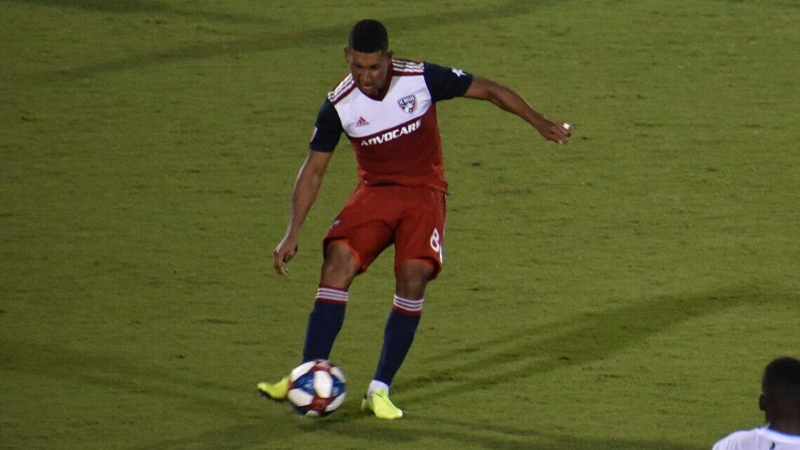 Jugadores del FC Dallas siguen adelante con su preparación por separado