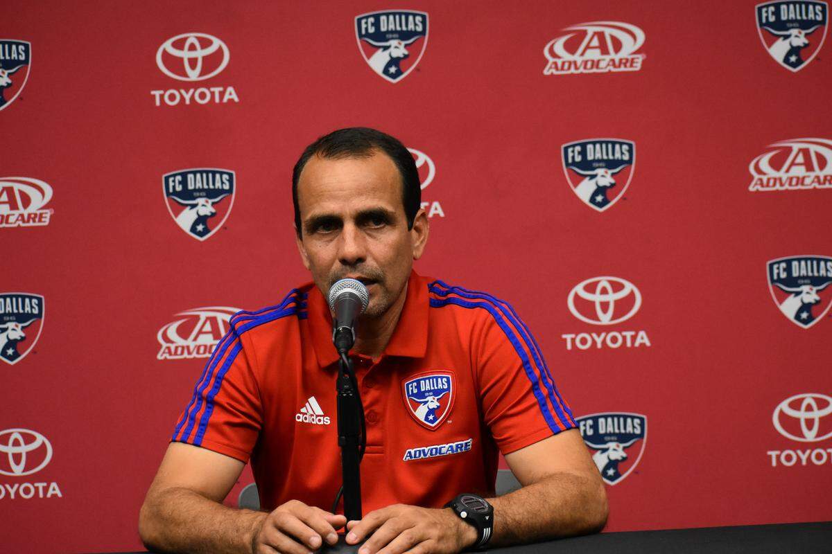 Óscar Pareja, técnico del FC Dallas, buscará ante Minnesota United su victoria número 100  en la MLS.