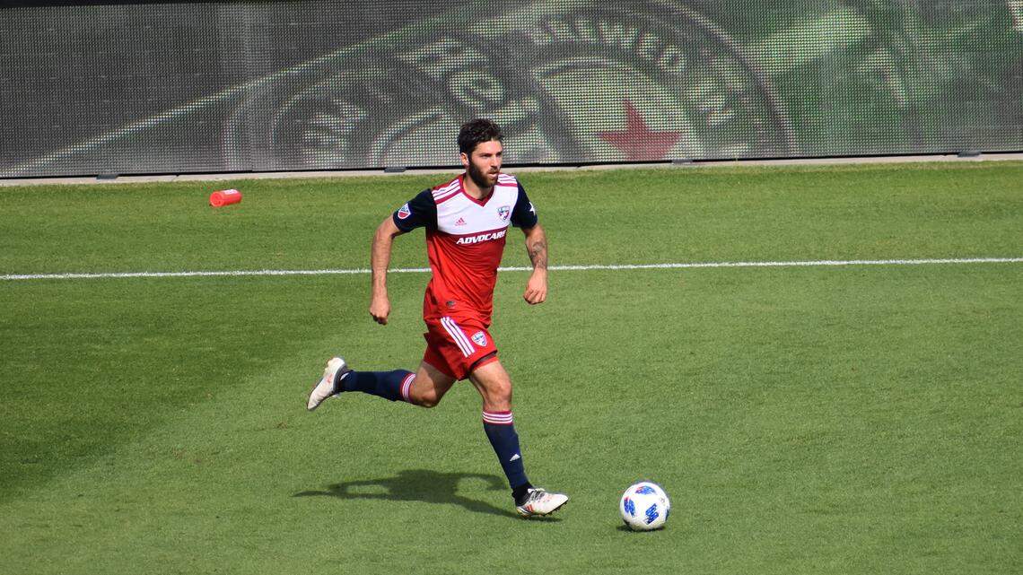 'Zlatan es como cualquier jugador': Pareja