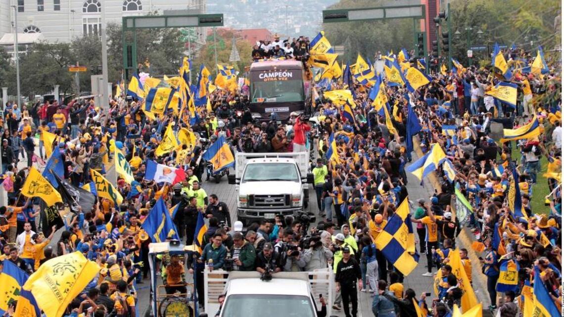 Tigres de la UANL festejan con macro desfile título de Liga MX