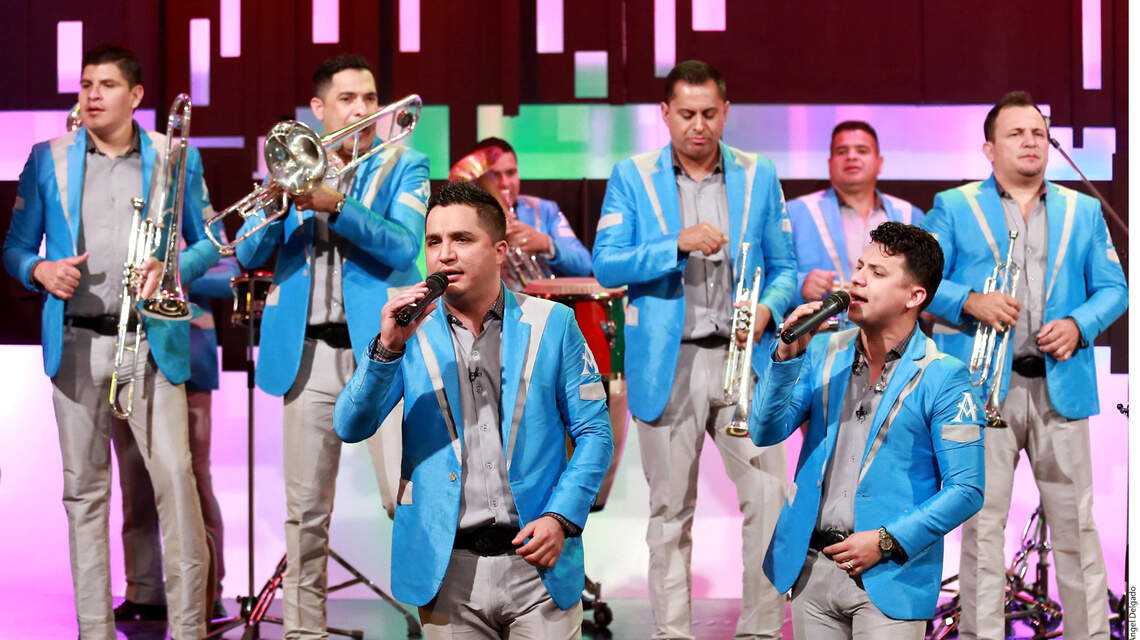 La Arrolladora es una máquina de hacer éxitos
