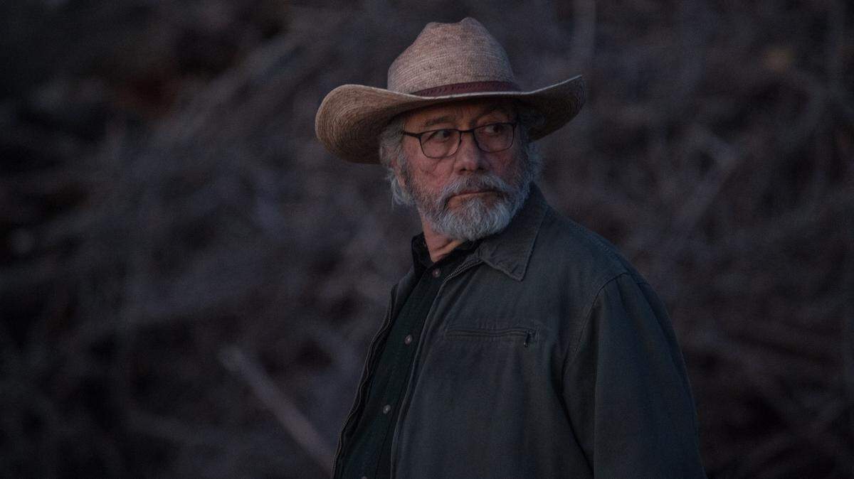 Edward James Olmos dirige una escena de la cinta “El diablo tiene nombre” (The Devil has a name”).