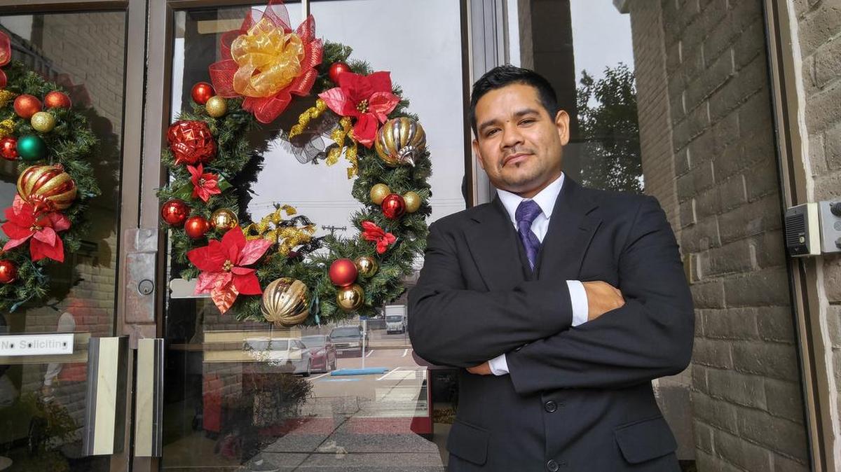Alfredo Araguz Guerrero es de Reynosa, Tamaulipas y esta será su primera Navidad sin su pequeño hijo.