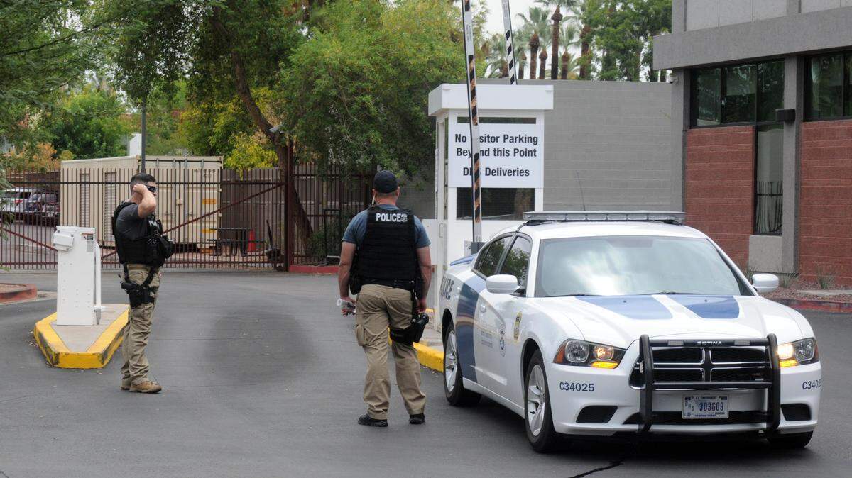 Los albergues para recibir a menores inmigrantes indocumentados que cruzan la frontera, como este en Phoenix, Arizona, aumentarán en Texas, multiplicando por tres el número de camas disponibles, informó el Ejecutivo.
