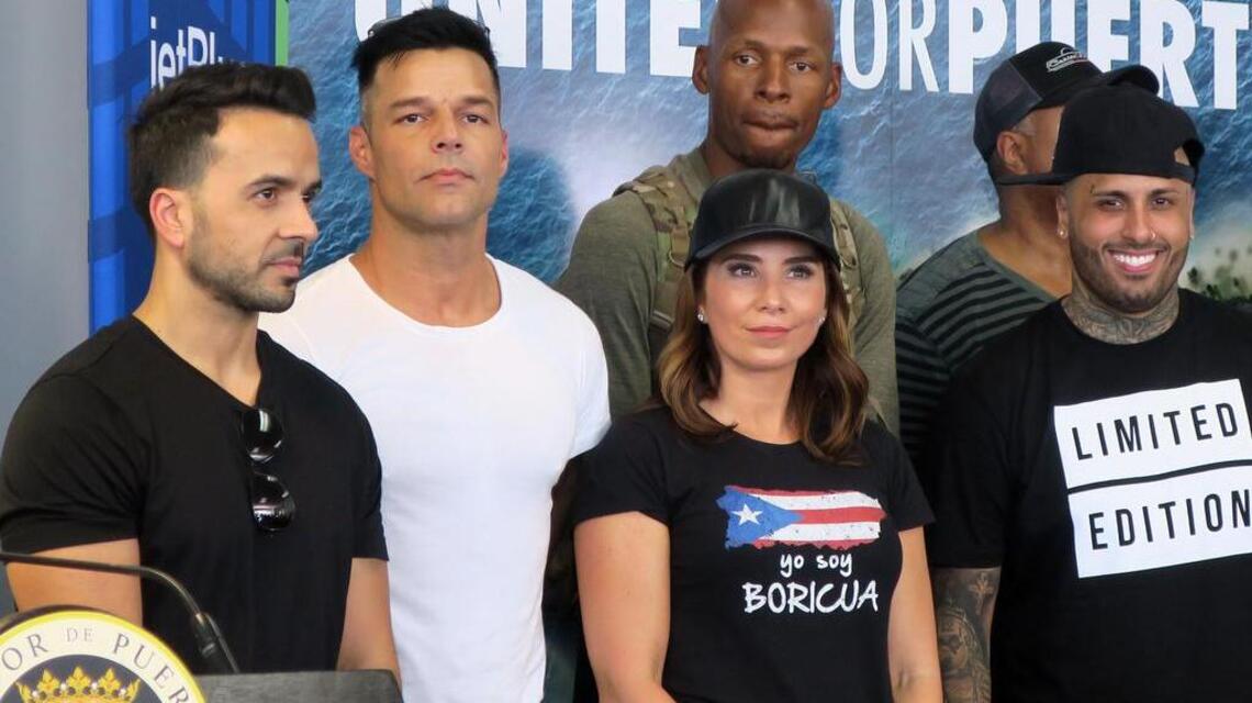 Cantantes y deportistas se unen para repartir ayuda a Puerto Rico