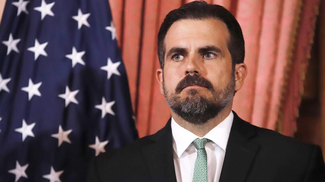 Gobernador de Puerto Rico asegura que ha cometido actos impropios pero no ilegales
