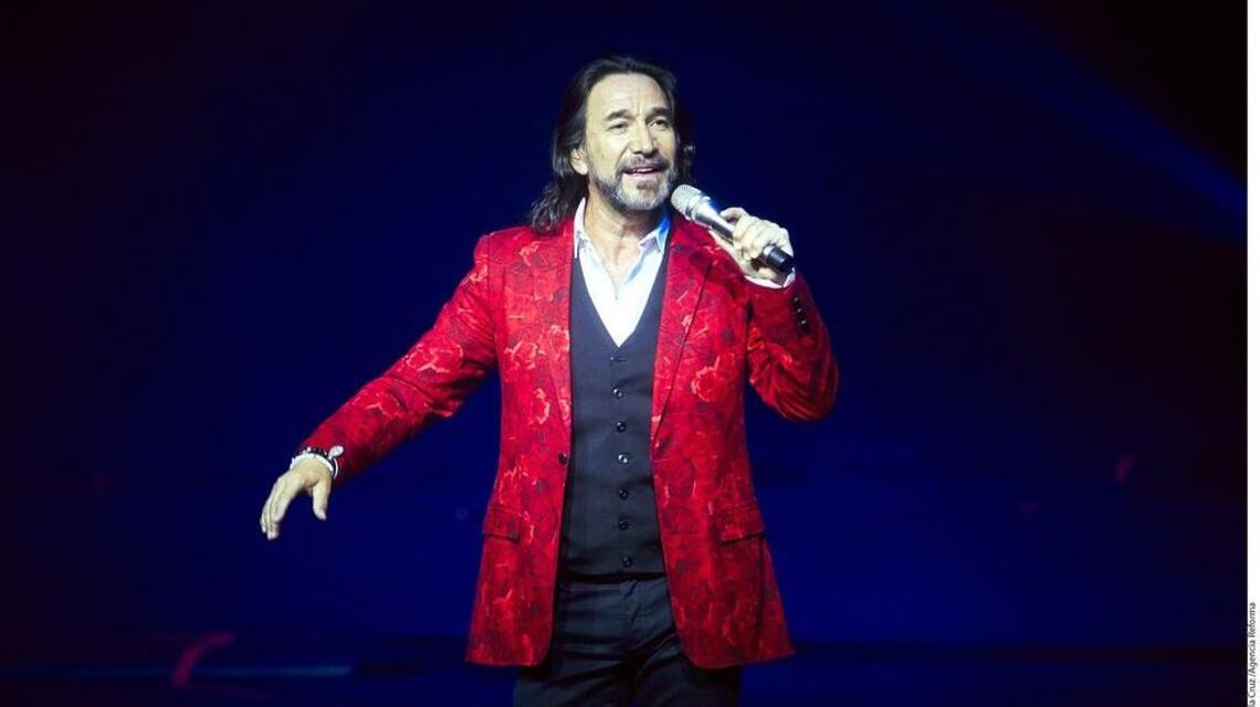 ‘El Buki’ regresaal Metroplexen septiembre
