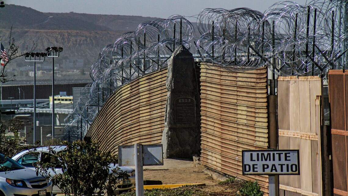 Puerto Rico reacciona ante presunto desvío de fondos para su reconstrucción a muro