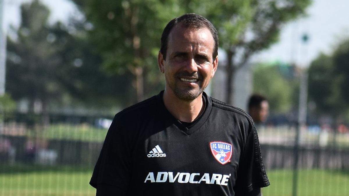 Oscar Pareja, director técnico el FC Dallas, espera que sus jugadores se mantengan en forma durante el receso por la fecha FIFA.