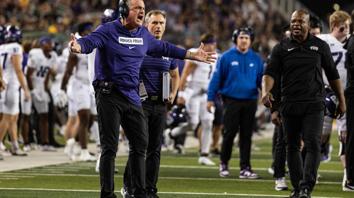 Did TCU's coaching decision early in the fourth quarter hurt the Horned Frogs' chance to beat Baylor on Saturday? 