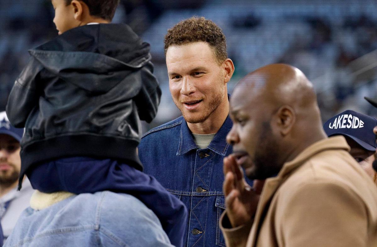 Blake Griffin on the sidelines at AT&T Stadium prior to the Cowboys and Eagles matchup on Sunday, December 10, 2023.