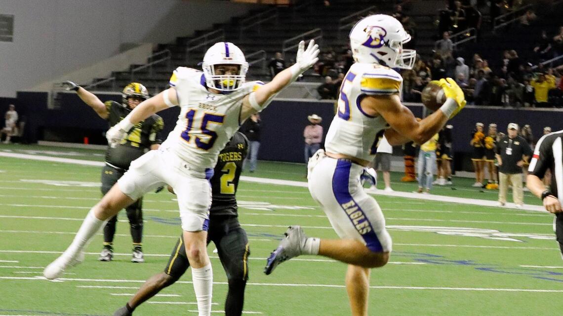 Defense shines as Brock knocks off Malakoff, Eagles clinch spot in state title game