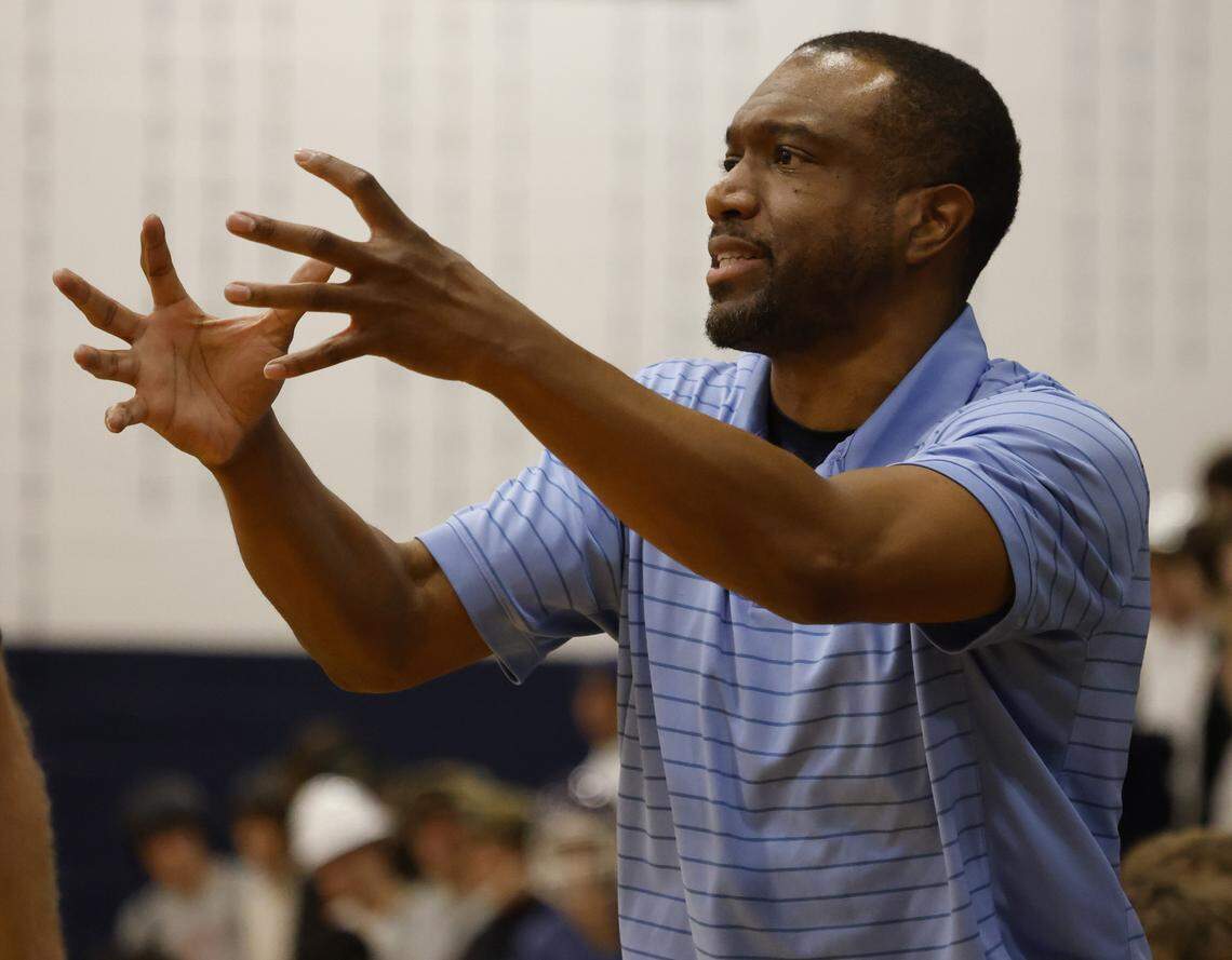 L.D. Bell head coach Eric Hammond directs traffic during the first half of a UIL boys basketball game between L.D. Bell and Keller at Keller High School in Keller, Texas, Friday Jan. 16, 2026