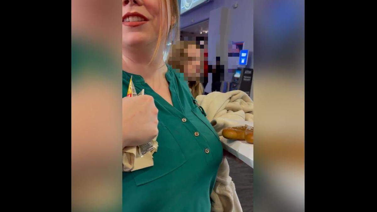 A video of a North Texas mother who took her kids to a Christmas drag show has been viewed more than 2.5 million times after a conservative activist tweeted it.