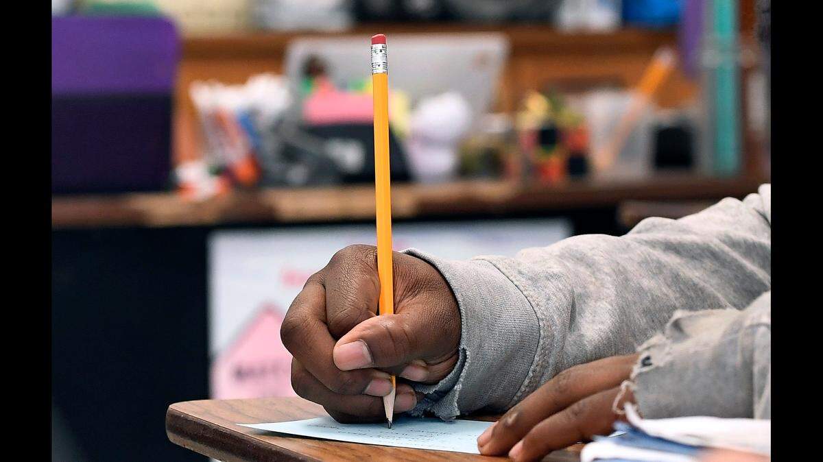 The Texas State Board of Education is delaying a major rewrite of schools’ social studies standards.