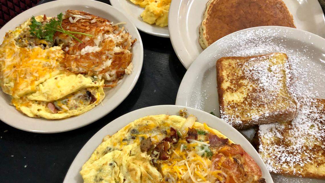 Breakfast at Skillet & Grill in Arlington.