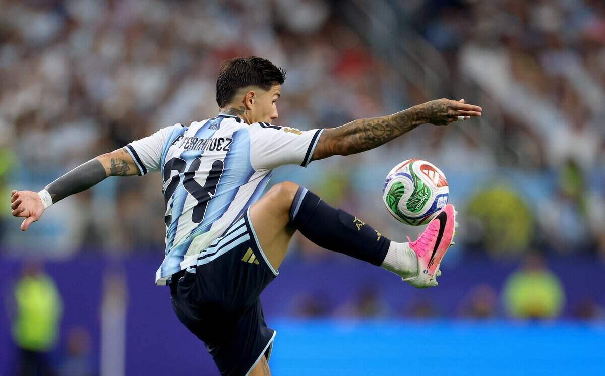 Argentina midfielder Enzo Fernandez controls the ball during the FIFA World Cup 2026 matchup against Austria on Monday, June 22, 2026, at Dallas Stadium in Arlington.